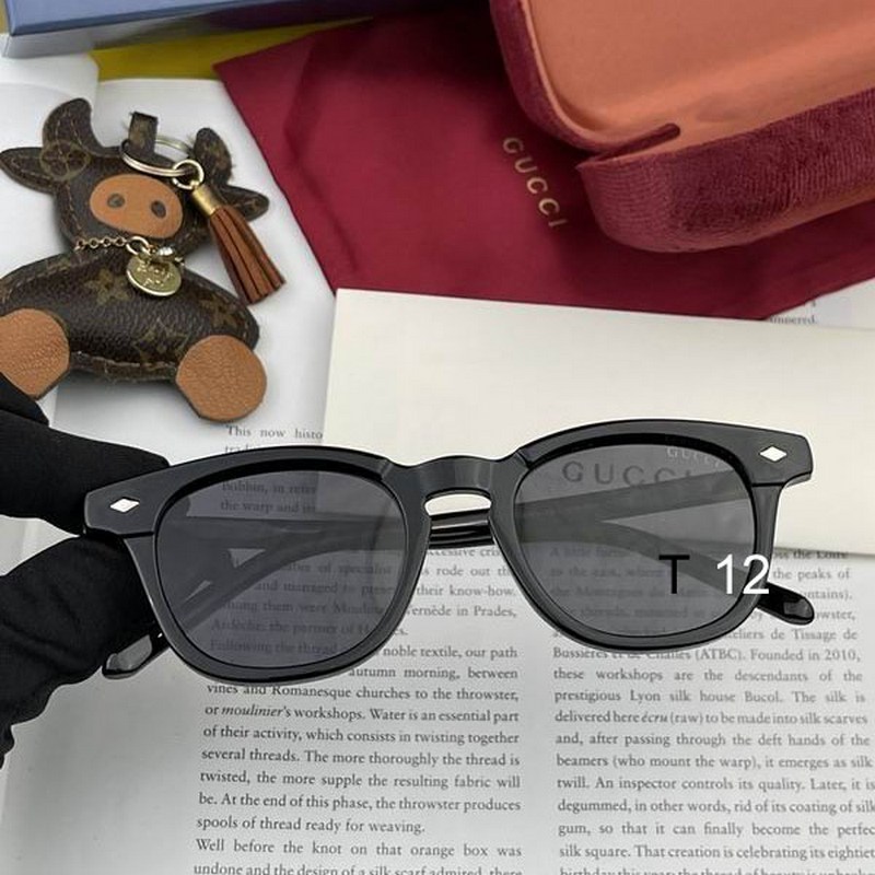 Gucci Sunglasses 409